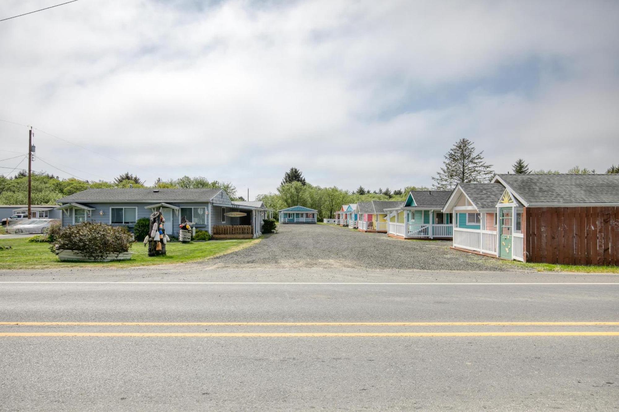 Cozy Loft Tiny House By Ocean Spray Beach Grayland Exterior photo