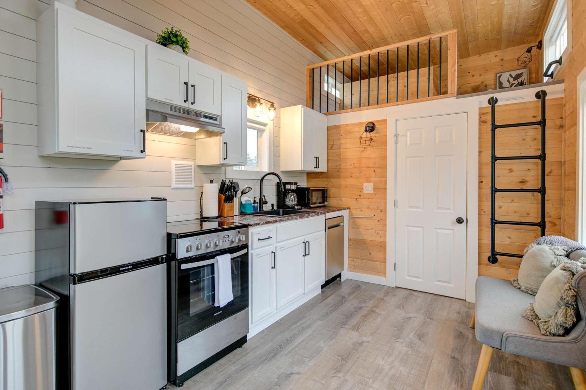 Cozy Loft Tiny House By Ocean Spray Beach Grayland Exterior photo