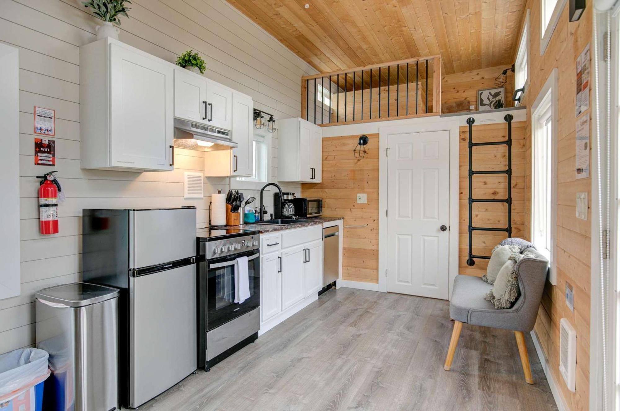 Cozy Loft Tiny House By Ocean Spray Beach Grayland Exterior photo